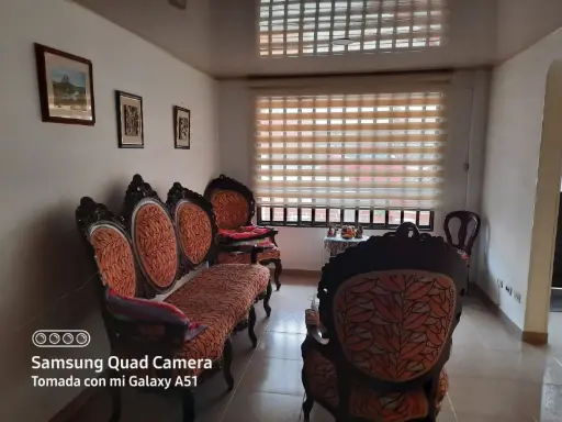 [010] LA FRANCIA - CASA